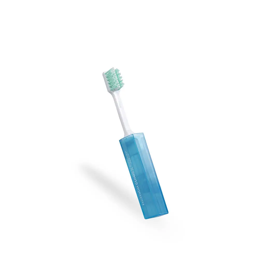 3577057054333 ELGYDIUM Clinic Orthopocket - brosse à dents orthodontie – Image 1