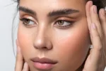 REVOLUTION SOAP BROW SAVON POUR SOURCILS – Image 2