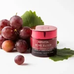 APIVITA WINE ELIXIR CREME LIFT RIDES ET FERMETE 50ML – Image 2